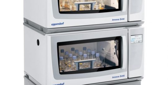Eppendorf Innova S44i Shaking Incubator